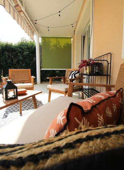 Cosy Appartement Entre Vignes Et Garrigue Avec Piscine Péret Exterior photo